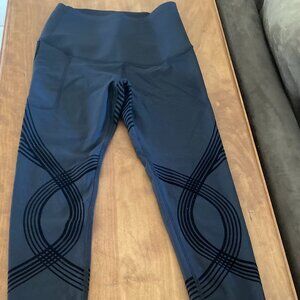 Fanka shaping leggings, black, size small